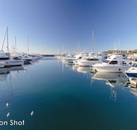 19 'The Commodore' 9-11 Donald Street - Two bedroom unit in the CBD of Nelson Bay - Hotel Accommodation