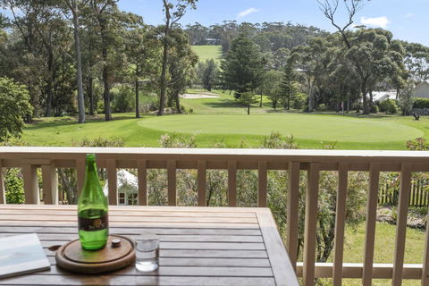 19 Buchan Street - Mollymooks Tee To Sea - Hotel Accommodation 0