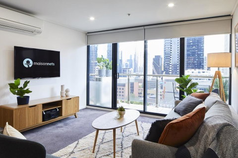 2 Bdrm 2 Bthrm Apt With Parking In Central CBD - Hotel Accommodation 0