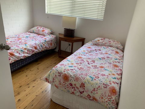 2 Bed Bar Beach Apartment - Stroll To Beach & Cafes, Supermarket Apartment 6 - Hotel Accommodation 2