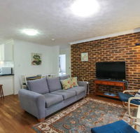 2 Bedroom St Lucia Apartment close to UQ and CityCat - Hotel Accommodation