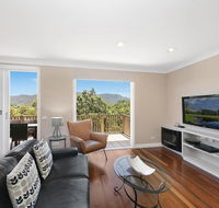2 Bedroom Villa  Oaks Cypress Lakes Resort - Hotel Accommodation