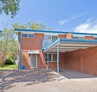 2/10 Catalina Close - Walk to Shoal Bay Beach - Hotel Accommodation