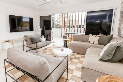 C & C By The Sea - Hotel Accommodation 4