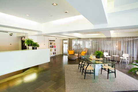 Cosmopolitan Hotel And Apartments - Hotel Accommodation 0