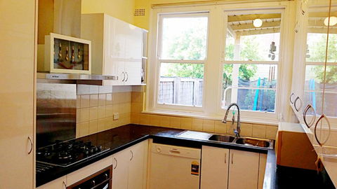 Deco Family House - Hotel Accommodation 4