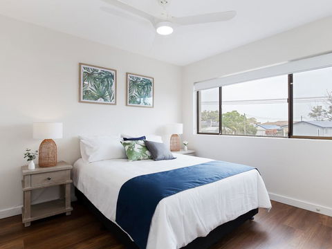 3 'Bangalee' 41 Soldiers Point Rd - Fantastic Waterfront Unit With Pool, WIFI & Chromecast - Hotel Accommodation 3