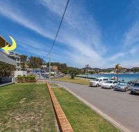 3 'Sunset' 11 Victoria Parade - stunning unit right across from the water - Hotel Accommodation