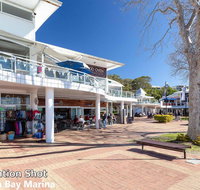 30 'The Commodore' 9-11 Donald Street - fabulous 3 bedroom 2 bathroom 2 carspaces - Hotel Accommodation