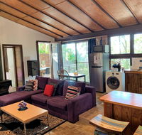 305 Montville - The Artist's Cottage - Hotel Accommodation
