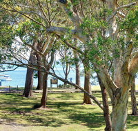 32 'Bay Parklands' 2 Gowrie Avenue - fantastic unit with air conditioning pool tennis court  spa - Hotel Accommodation