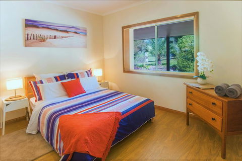 32 Zachary Drive Farm Stay Iconic Water Views - Hotel Accommodation 2