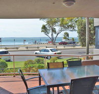 4 'Florentine' 11 Columbia Close - spectacular views and air conditioning - Hotel Accommodation