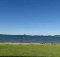 4 'Harbourside' 3-7 Soldiers Point Road - ground floor on the waterfront - Hotel Accommodation