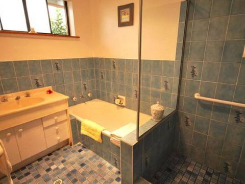 41 Leonard Avenue- Pet Friendly, Boat Parking & Aircon - Hotel Accommodation 1