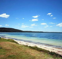 5 'Harbourside' 3-7 Soldiers Point Road - ground floor waterfront unit - Hotel Accommodation