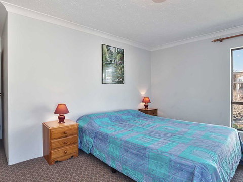 5 'Tradewinds' 110 Victoria Parade - Location Is Fantastic & Water Views - Hotel Accommodation 2