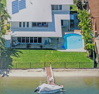 5 Star Water Front Luxury Rooms Ava Gold Coast - Hotel Accommodation