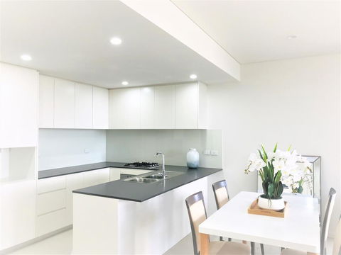 503 2 Bedroom In Kalina Serviced Apartments - Hotel Accommodation 1