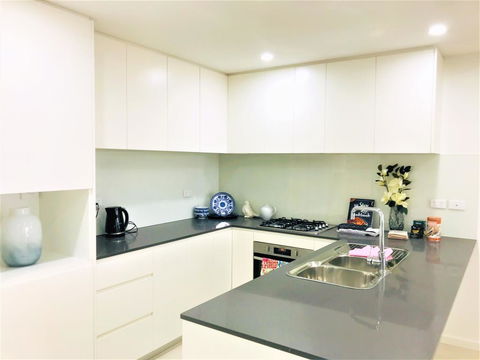 504 2 Bedroom In Kalina Serviced Apartments - Hotel Accommodation 2