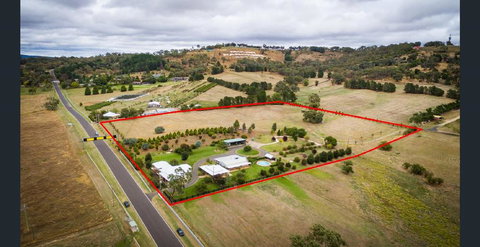 505 CONROD STRAIGHT MOUNT PANORAMA - Hotel Accommodation 0