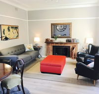 50s Fibro Chateau - Hotel Accommodation