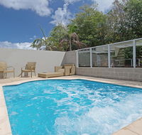 516 'Oaks Pacific Blue' 265 Sandy Point Road- private pool aircon WIFI - Hotel Accommodation