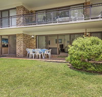 56 'Bay Parklands' 2 Gowrie Ave - ground floor air conditioned  Foxtel - Hotel Accommodation