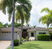 6 Beachside - Hotel Accommodation