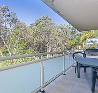 7 'Amaroo' 8 Ondine Close - fantastic 2 bedroom unit so close to the waters edge - Hotel Accommodation