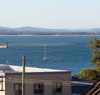 7 'BELLEVUE' 4 DONALD STREET - RENOVATED UNIT WITH AIR CON VIEWS  CENTRAL TO CBD - Hotel Accommodation