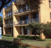 7 Flynn's Beach Apartment - Hotel Accommodation