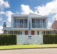7a Judith Street - stunning duplex with ducted air conditioning - Hotel Accommodation