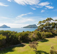 8 St. George Court - Hotel Accommodation