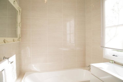 88 Morrisset - Hotel Accommodation 2