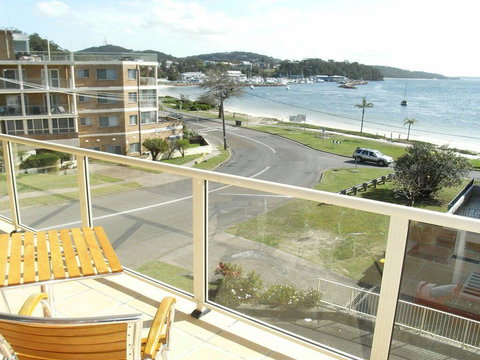 9 'Blue Vista', 13 Victoria Parade - Studio With Stunning Views - Hotel Accommodation 0