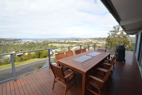 91 Berrambool Drive - Hotel Accommodation 3