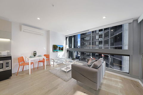 A Bright & Modern CBD Apt Next To Southern Cross - Hotel Accommodation 0