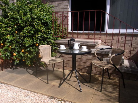 A Furnished Townhouse In Goulburn - Hotel Accommodation 3