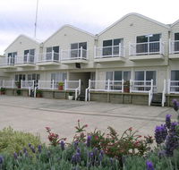 A Great Ocean View Motel - Hotel Accommodation