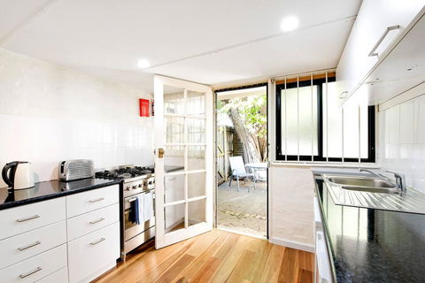 A Quaint Darlinghurst Cottage - Hotel Accommodation 2