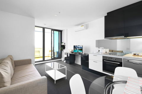 A Stylish CBD Apartment With A Stunning View - Hotel Accommodation 1