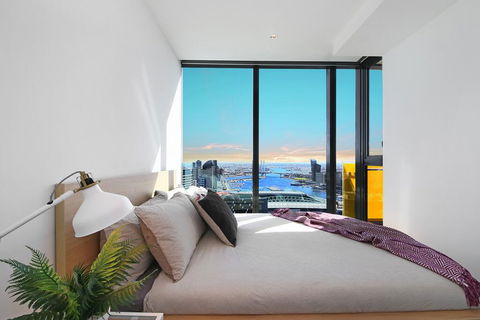 A Stylish CBD Apartment With A Stunning View - Hotel Accommodation 0