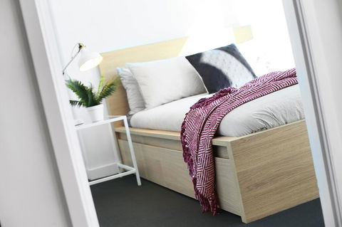 A Stylish CBD Apartment With A Stunning View - Hotel Accommodation 2