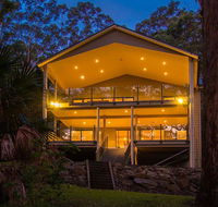 A Yarraangunthi - Hotel Accommodation