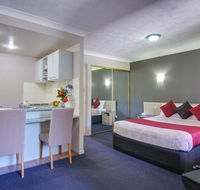 AAA Airport Albion Manor Apartments and Motel - Hotel Accommodation