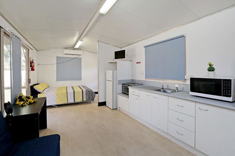 AAOK Moondarra Accommodation Village - Hotel Accommodation 0