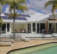 Abode  Byron - Hotel Accommodation
