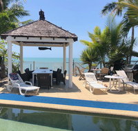Absolute Beach Frontage Family Friendly Home away from home - Hotel Accommodation