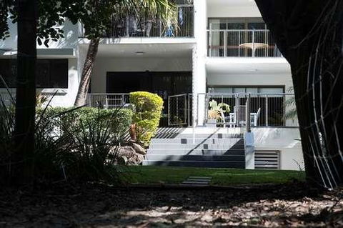 Absolute Beachfront - Mooloolaba - Hotel Accommodation 0